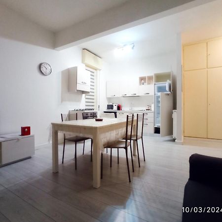 Апартаменти Corso Lavagna 556 К'яварі Екстер'єр фото